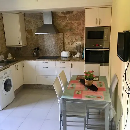 Chalet De Piedra Con Vistas Al Mar En Rias Baixas 坎加斯德穆拉索