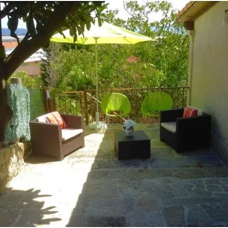 Chalet De Piedra Con Vistas Al Mar En Rias Baixas